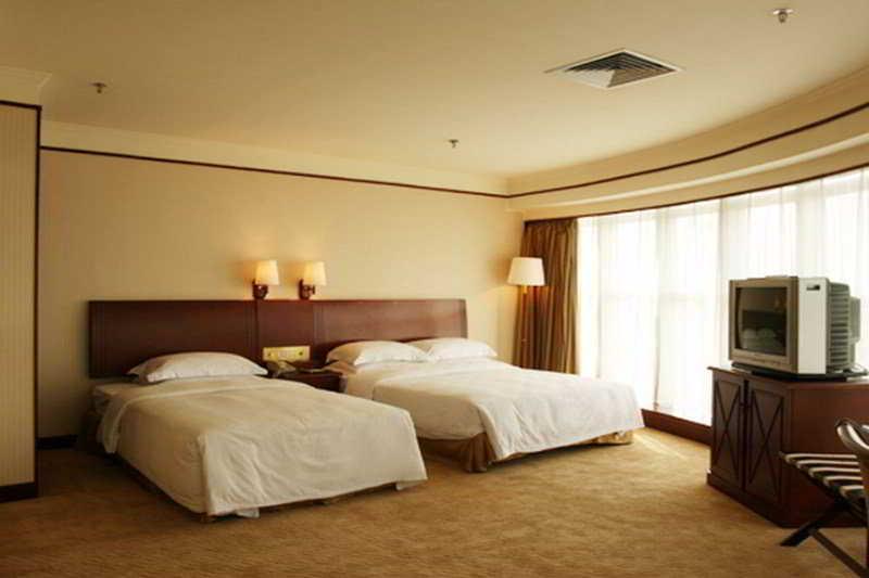 Royalty Hotel Шэньчжэнь Экстерьер фото
